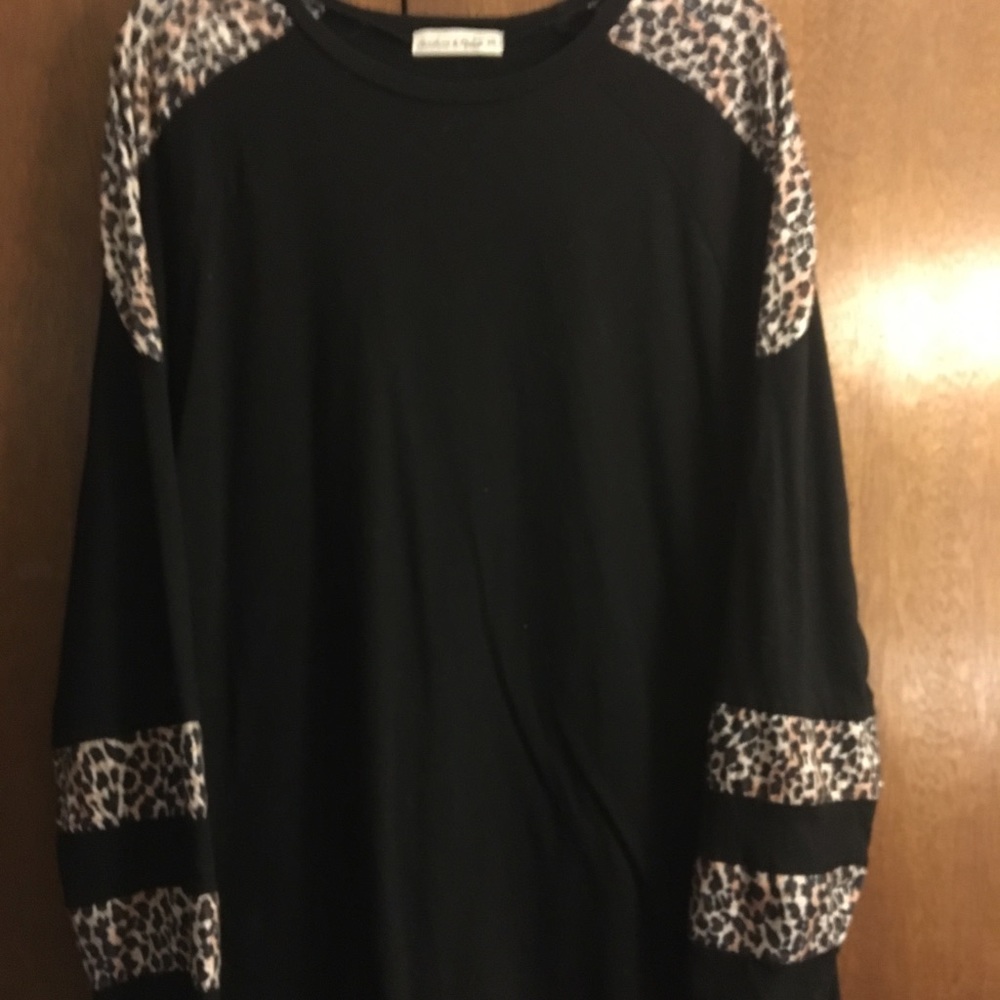 Black and Cheetah LS Top